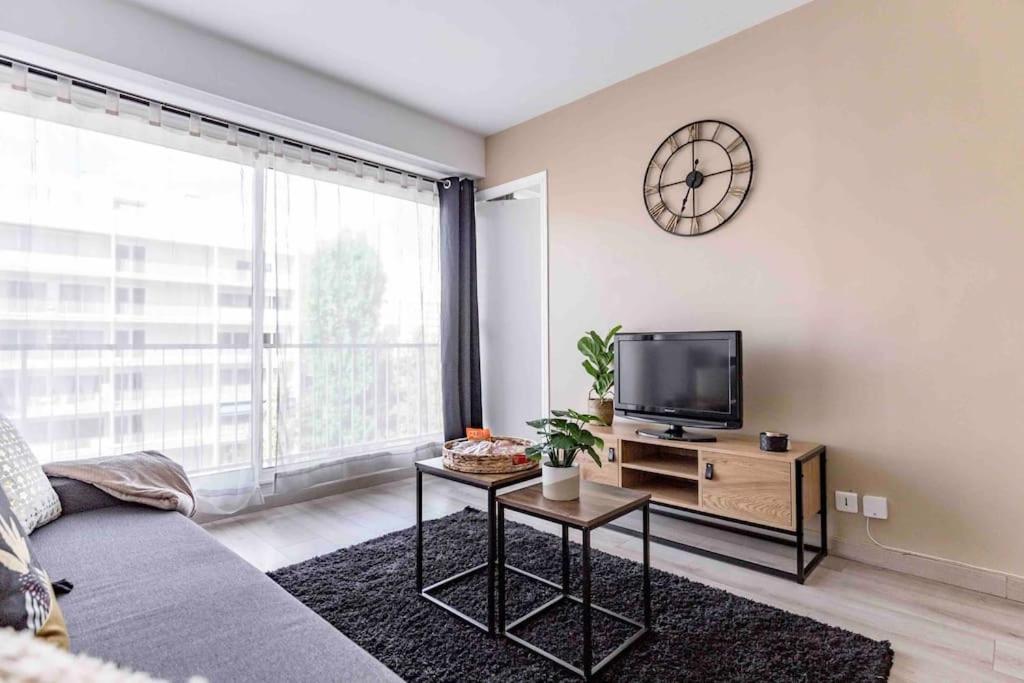 Appartement Avec Parking Et Terrasse Metro 7 Et Paris Villejuif Exteriör bild