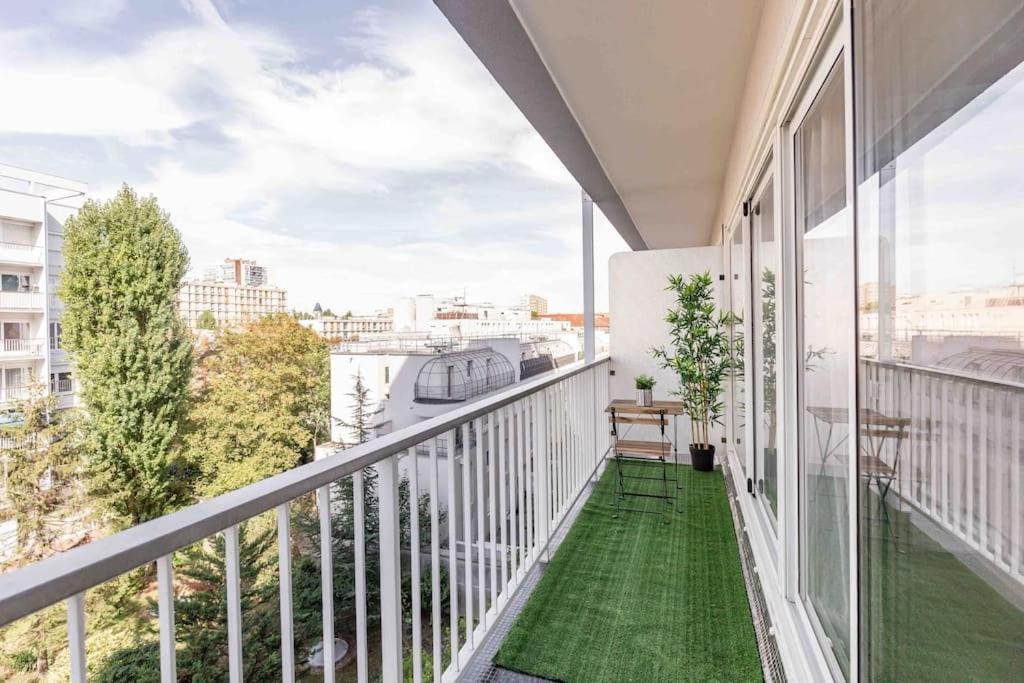 Appartement Avec Parking Et Terrasse Metro 7 Et Paris Villejuif Exteriör bild